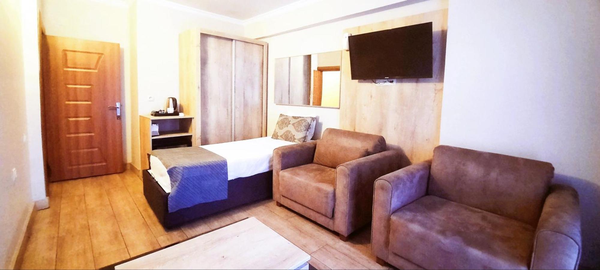 Ashtal Beach Hotel Батуми Экстерьер фото