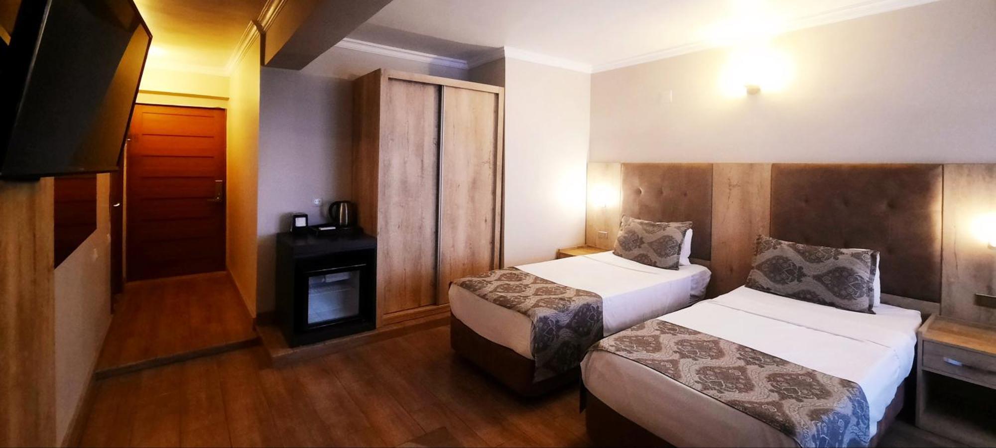 Ashtal Beach Hotel Батуми Экстерьер фото