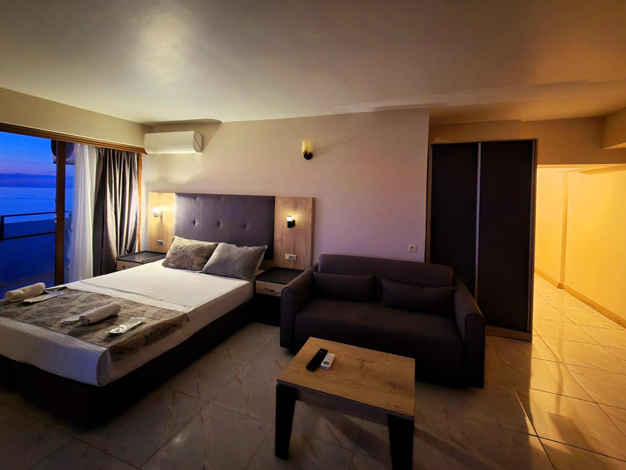 Ashtal Beach Hotel Батуми Экстерьер фото